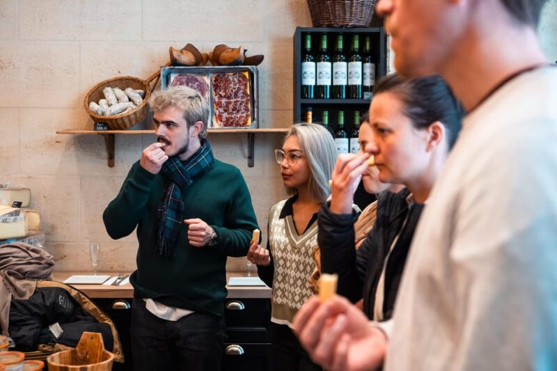 Bordeaux : Evening Food and Wine Tour With Local Delicacies - Itinerary Highlights