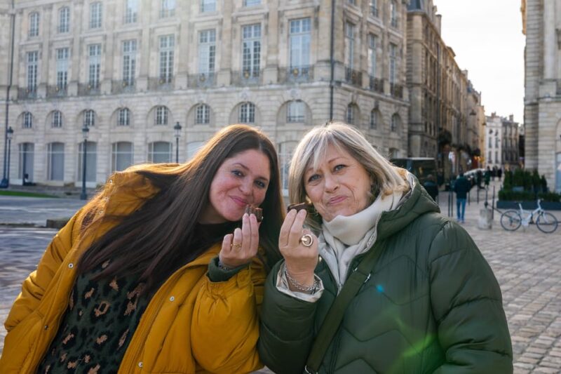 Bordeaux : Evening Food and Wine Tour With Local Delicacies - Discover Local Specialties and Wines