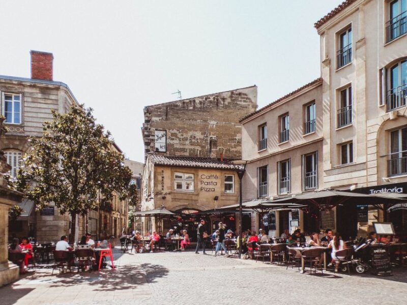 Bordeaux: Exclusive Private Guided Walking Tour - Key Points