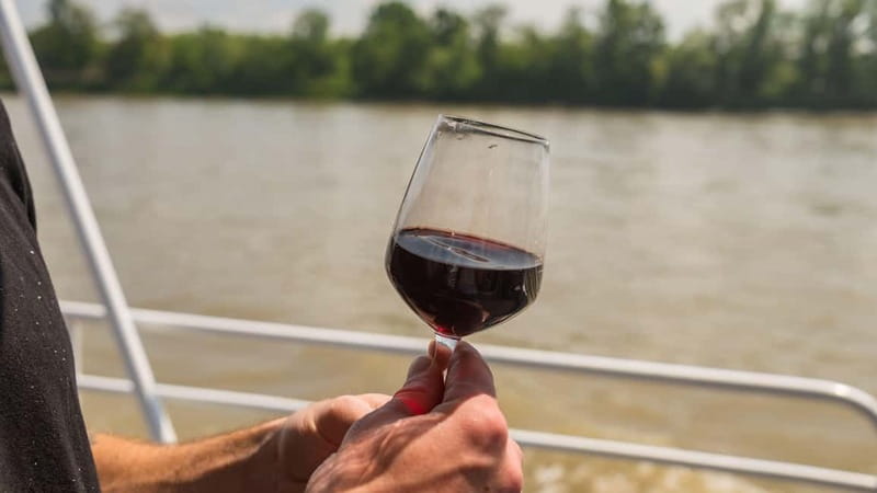 Bordeaux: Farmers Market Tour & Gourmet River Cruise - FAQs