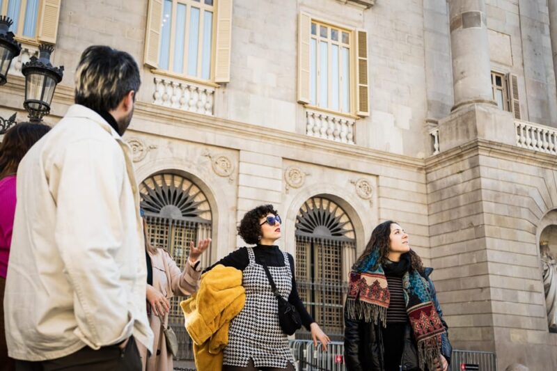 Bordeaux: Food Walking Tour With Full Meal and Wine - Itinerary Highlights