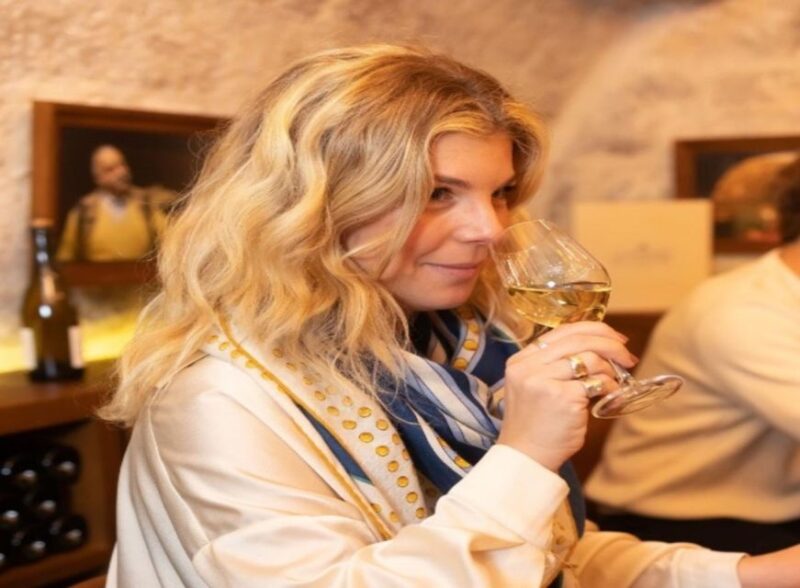 Bordeaux: Grand Cru Classé Wine Tasting With Local Sommelier - Unique Features