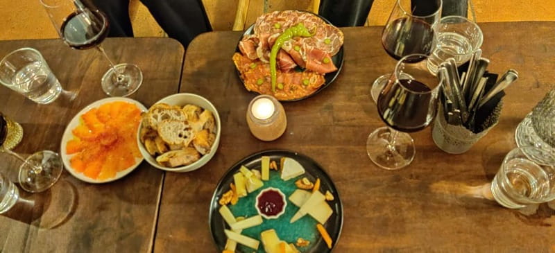Bordeaux Night Walk ending with Wine and cheese Tasting - Key Points