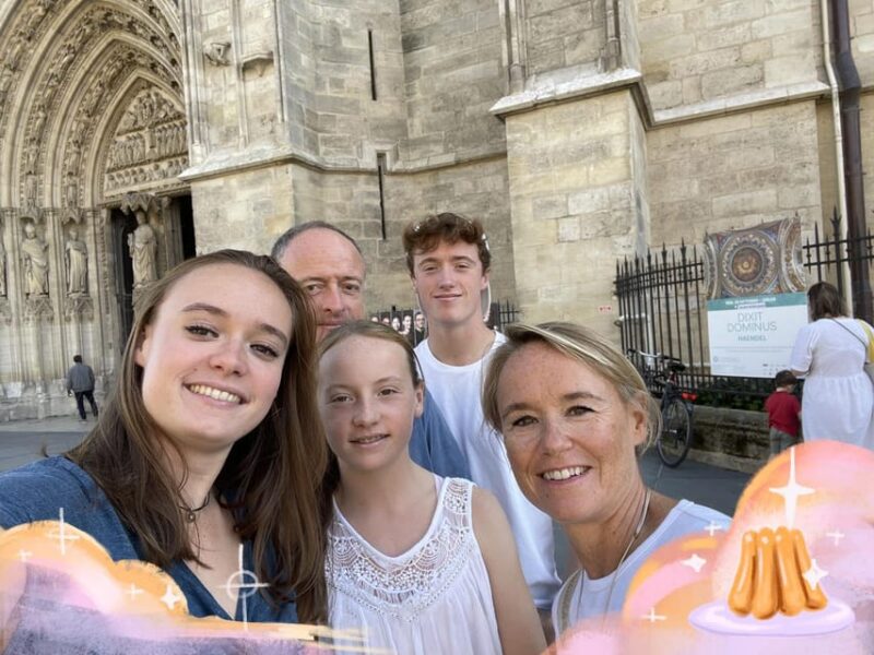 Bordeaux: Outdoor Escape Game - the Canelé D'or - Exploring the Legend of the Canelé Dor