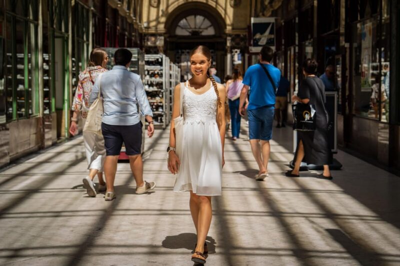 Bordeaux Photographer : Romantic or Family or Friends - Pricing and Availability