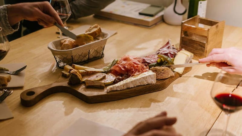 Bordeaux: Walking tour with local Sweets, Wine and Cheese - Authenticity and Value