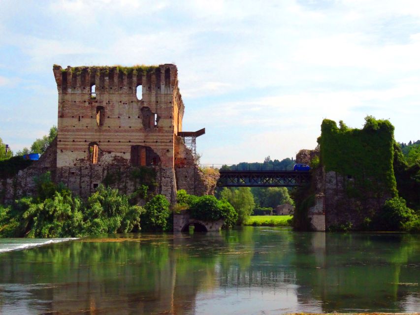 Borghetto Sul Mincio: Town Highlights Walking Tour - Key Points
