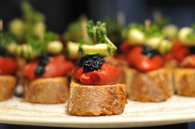 Born to Eat: Gourmet Tapas & Wine Small Group Tour in Old Barcelona - Meeting and End Points