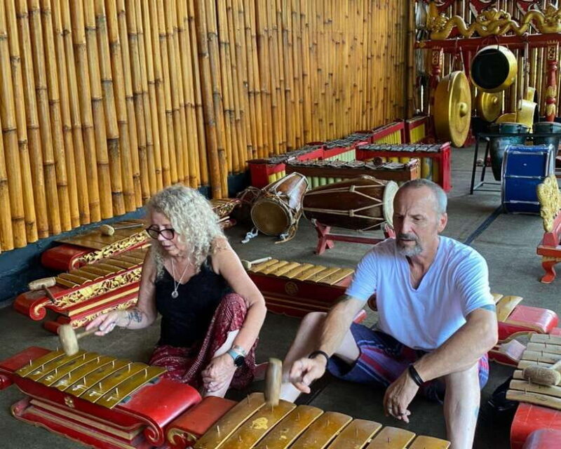 Borobudur: Batik and Pottery Making with Village Tour - The Sum Up: Who Will Love This Tour?  