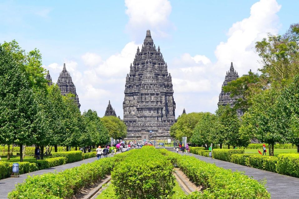 Borobudur Climb to the Top and Prambanan From Yogyakarta - Tips for Your Visit