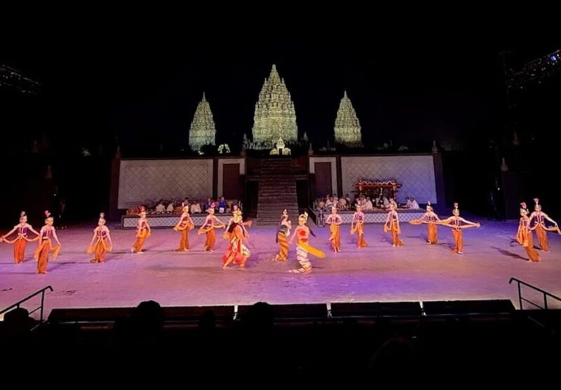 Borobudur Climb To The Top, Prambanan & Ramayana Ballet - Good To Know