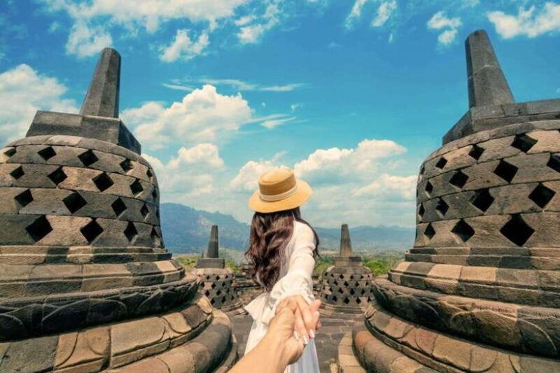Borobudur Climb-up & Prambanan Day Tour (Tickets Guarantee) - A Closer Look at the Tour Itinerary