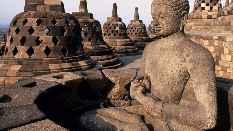 Borobudur half-day tour from Yogyakarta - Practical Details