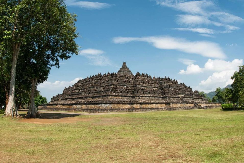 Borobudur (Or With Sunrise) Guided Tour From Yogyakarta - Borobudur Temple Tour