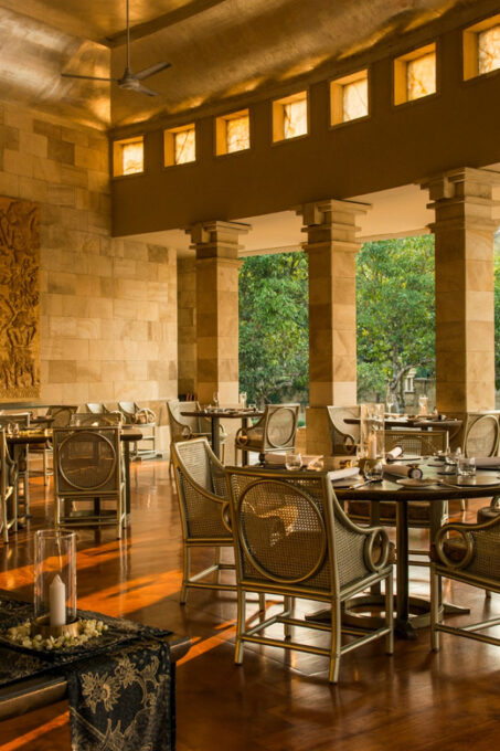 Borobudur Sunrise With Entry Fee and Luxurious Breakfast - Sunrise at Setumbu Hill