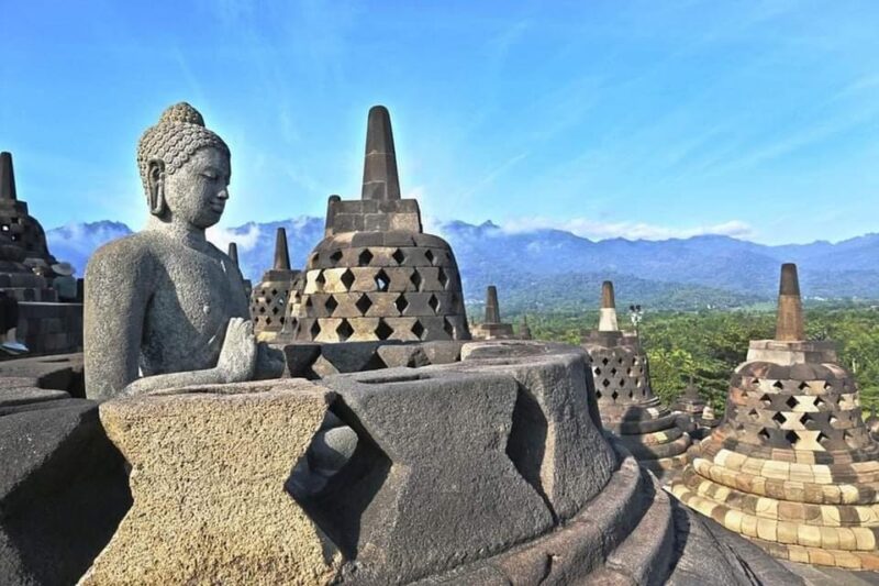 Borobudur Temple Climb To The Top & Prambanan Temple 1 Day - Prambanan Temple