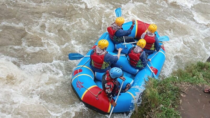 Borobudur Temple & Elo Rafting Tour. - Elo River Rafting Details