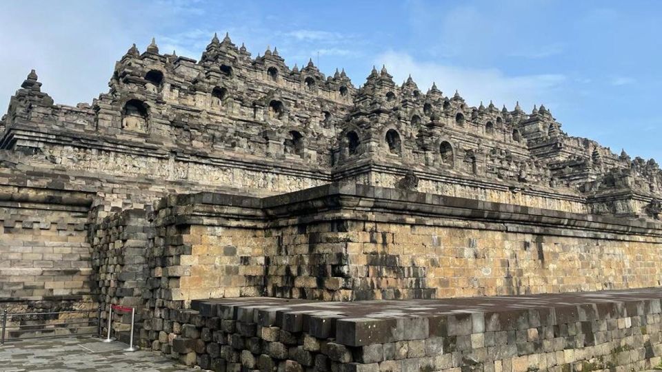 Borobudur Tour From Yogyakarta - Mobility Considerations