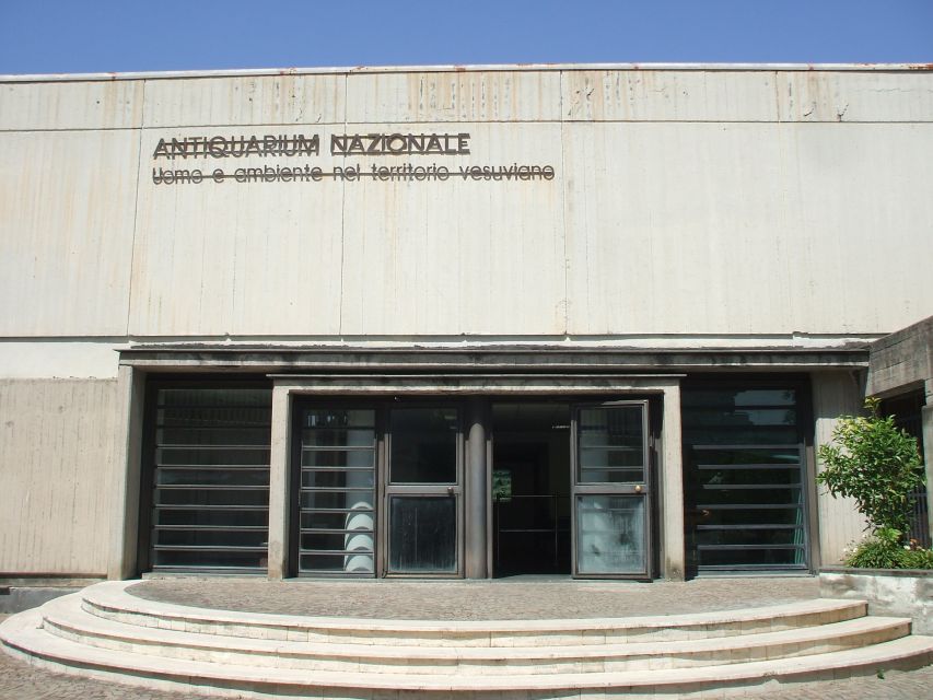 Boscoreale: Antiquarium & Villa Regina Private Tour - Transportation and Dining Exclusions