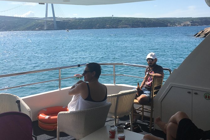 Bosphorus and Black Sea Half-Day Cruise From Istanbul Included Guide and Lunch - Suggested Packing List