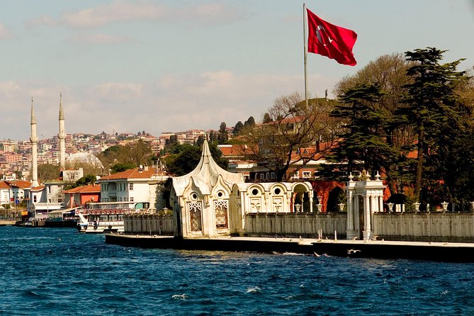Bosphorus and Black Sea Half-Day Cruise From Istanbul Included Guide and Lunch - Nearby Attractions