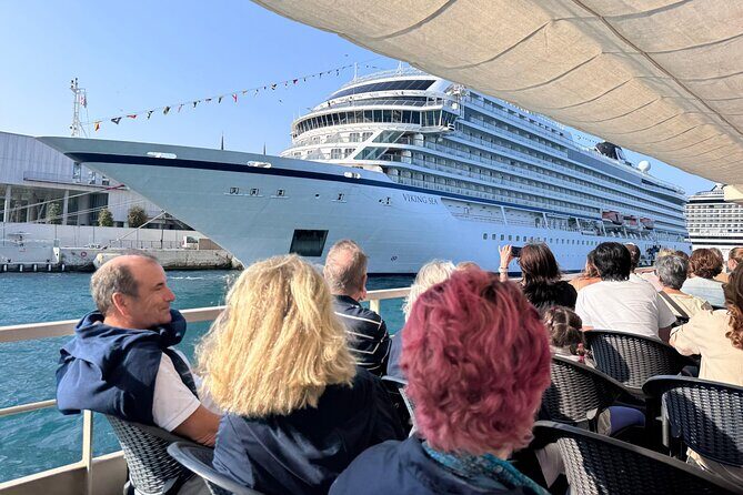 Bosphorus Cruise with Breakfast, Sunset and Stop on Asian Side - Key Points