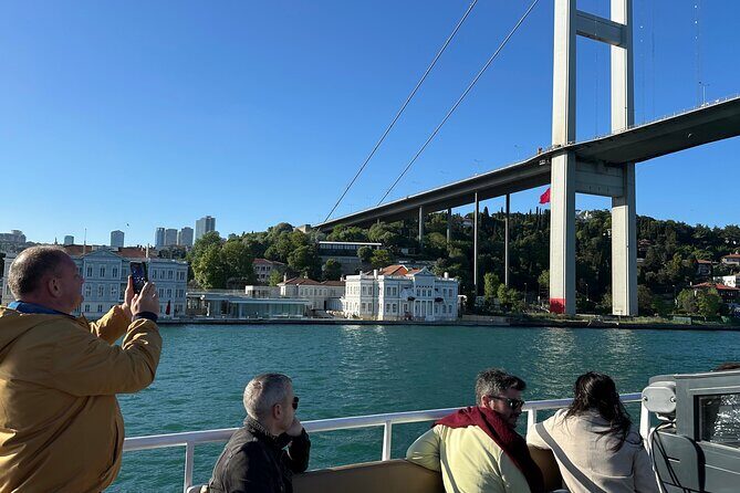 Bosphorus Daytime or Sunset Sightseeing Cruise & Audio Guide - FAQ