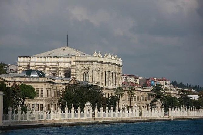 Bosphorus Open-Buffet Dinner Cruise With Live Entertainment  - Istanbul - Customer Reviews Breakdown