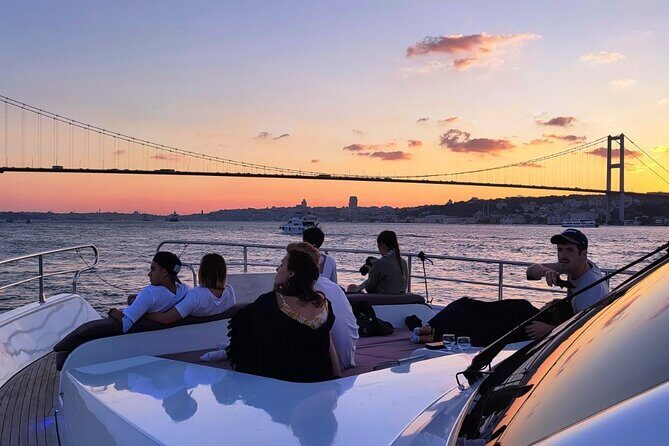 Bosphorus Sunset Cruise on Deluxe Yacht in Istanbul - Who Should Consider This Experience?