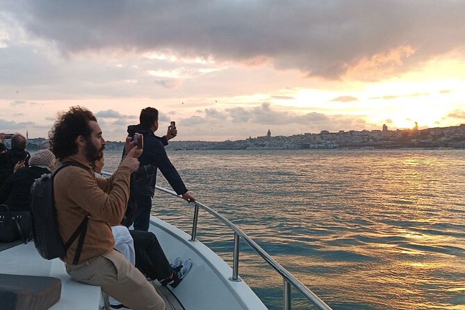 Bosphorus Sunset Cruise on Luxury Yacht, Istanbul - Departure and Return