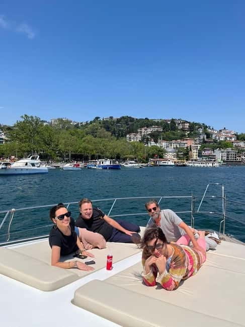 Bosphorus Sunset Yacht Cruise with Guide & Snacks - What Makes This Cruise Special