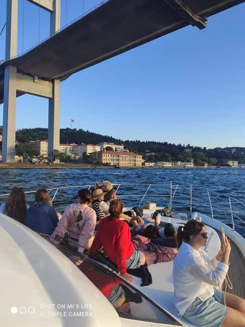 Bosphorus Sunset Yacht Cruise with Guide & Snacks - What Travelers Say