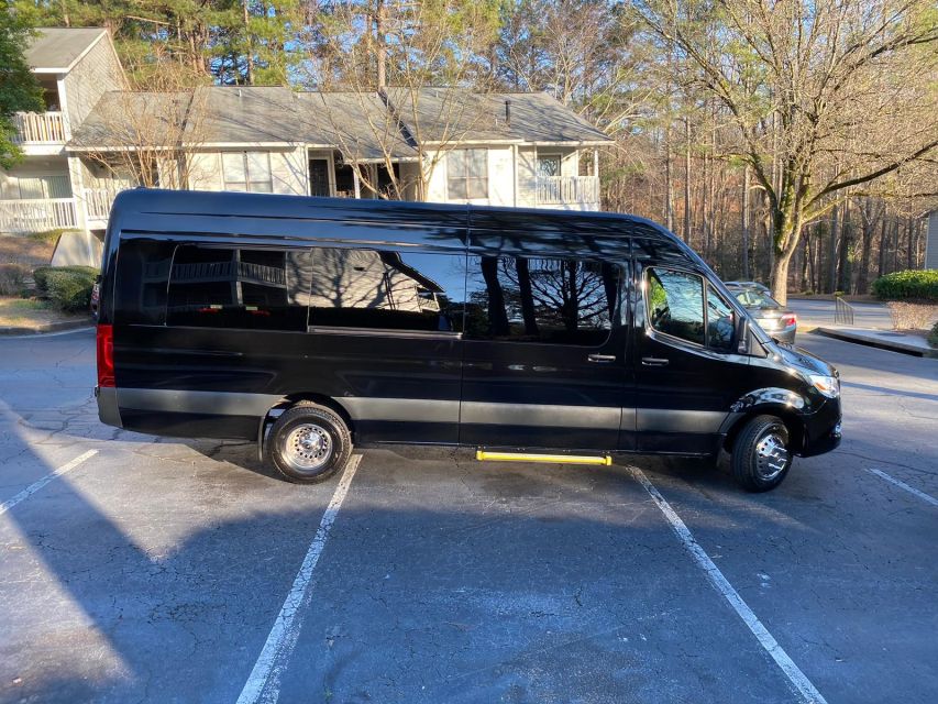 Boston Airport (BOS): Transfer to Flynn Cruise Port Boston - Vehicle and Driver Details