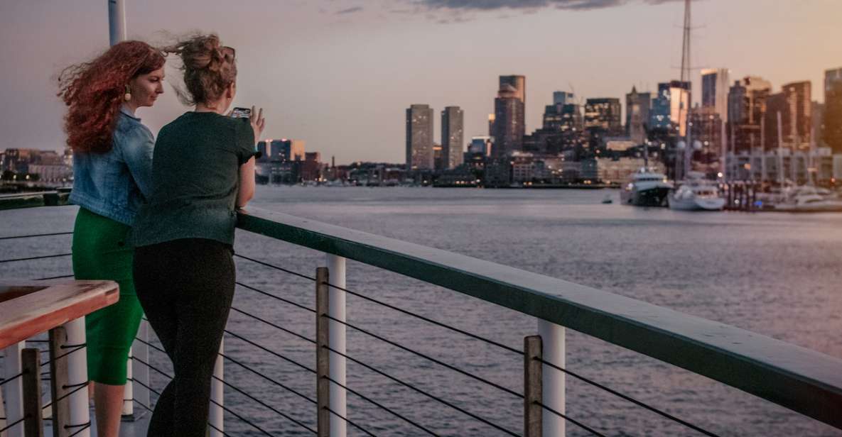 Boston: Cocoa and Carols Holiday Cruise - Scenic Views
