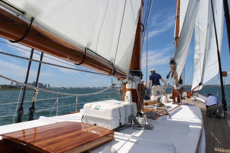 Boston: Downtown Harbor Sailing Cruise - Who Should Do This?