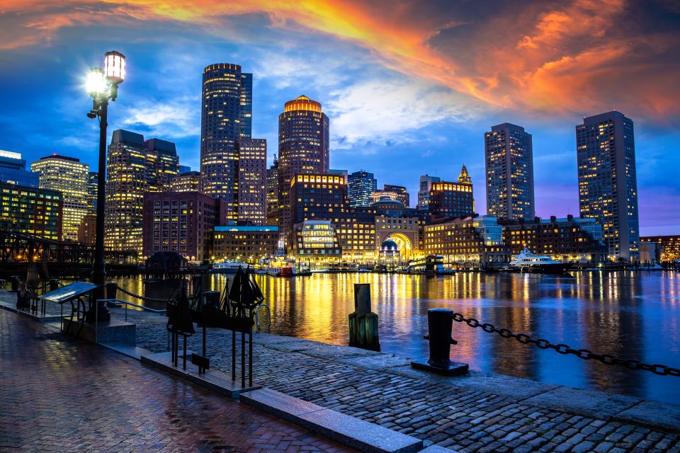 Boston: Haunted Pub Crawl of Historic Pubs and Taverns - Exploring Bostons Revolutionary History