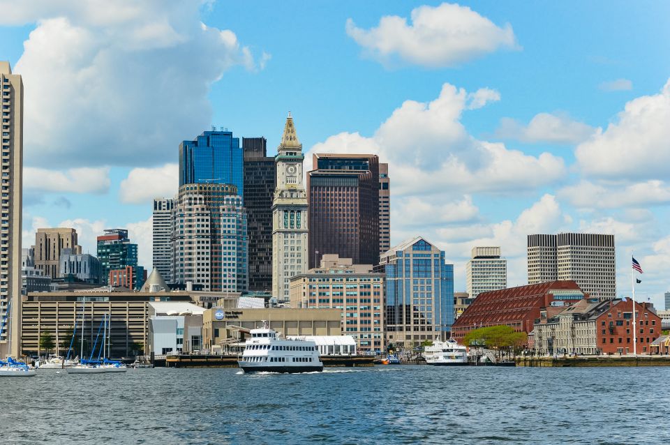 Boston: Historical Sightseeing Cruise - Historical Milestones