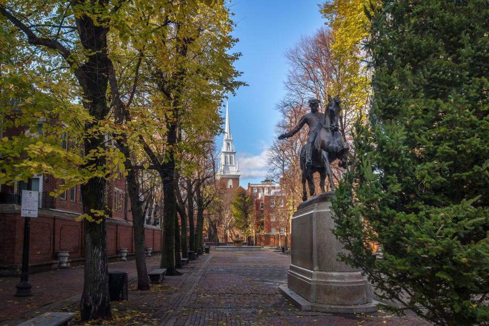 Boston History and Highlights: A Self-Guided Audio Tour - Graves of Historic Figures