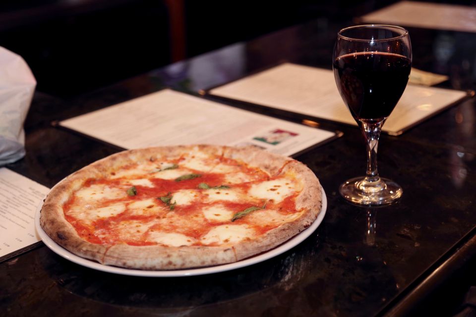 Boston: North End Pizza Walking Tour With 3 Slices & Cannoli - Freedom Trail Sites