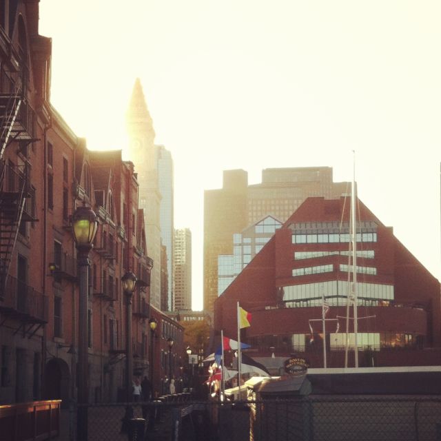 Boston North End Self-Guided Walking Tour & Scavenger Hunt - Exploring the North End