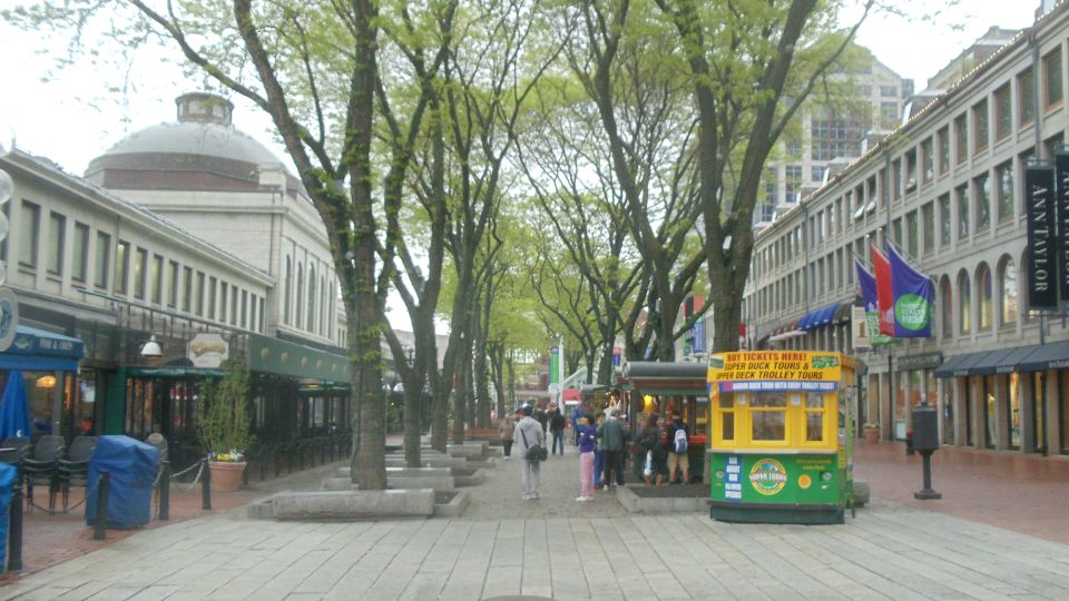 Boston North End Self-Guided Walking Tour & Scavenger Hunt - Locations to Discover