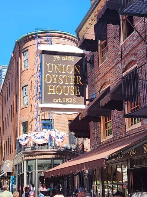 Boston: North End Walking Tour with Private Harbor Cruise - An In-Depth Look at the Tour Experience