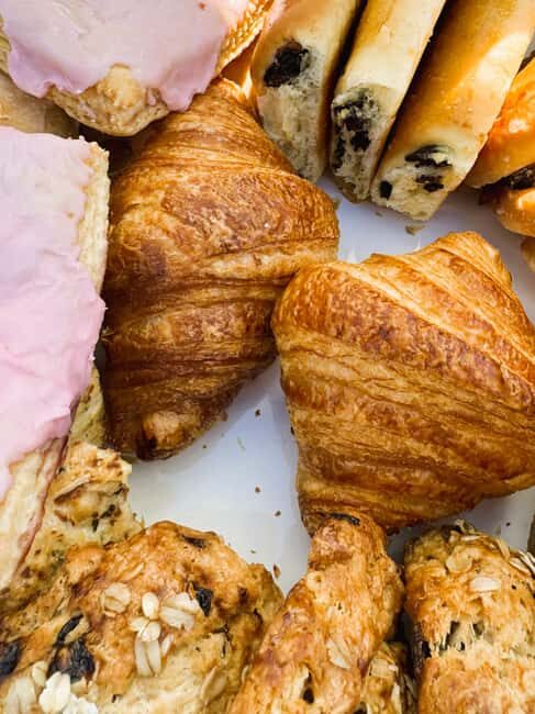 Boston: Sunday Pastry & Prosecco Sail on Boston Harbor - FAQ