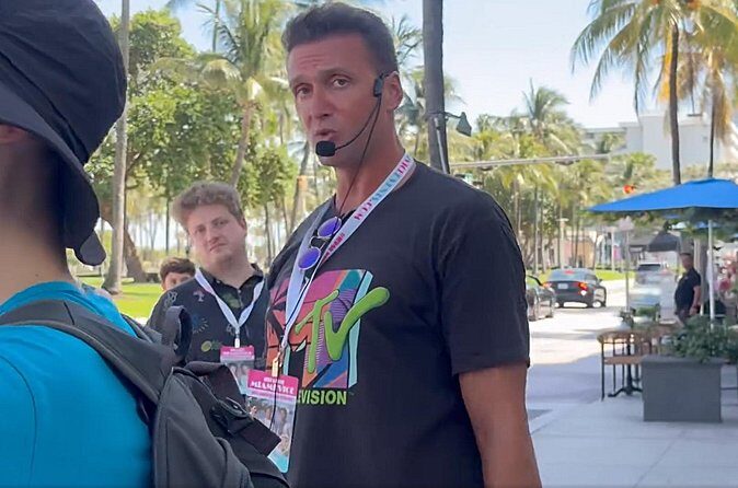 Boutique Food, Wine and Art Deco Walking Tour - Who Should Book This Tour?