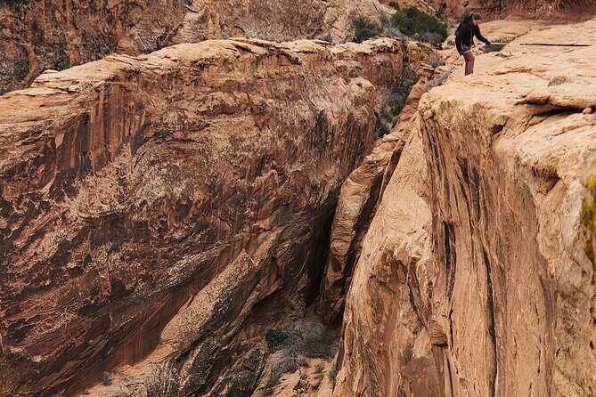 Bow and Arrow Canyon Hike and Rappel Adventure - Introduction: A Beginner’s Dream with a View