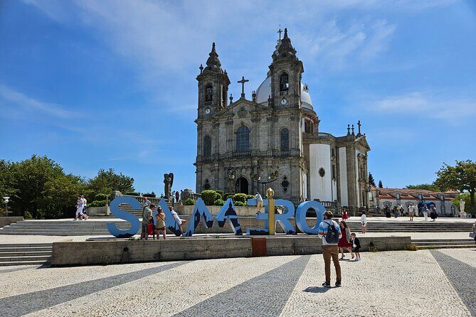Braga and Guimarães from Porto with limited small group - Who Should Consider This Tour?