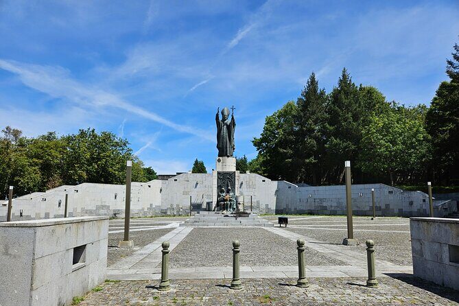 Braga and Guimarães from Porto with limited small group - FAQs