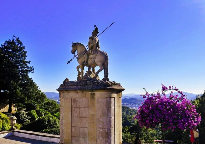 BRAGA E GUIMARÃES: Historical Private Tour from Porto - Why Choose This Tour? A Detailed Look