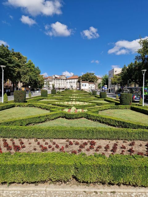 BRAGA E GUIMARÃES: Historical Private Tour from Porto - FAQ