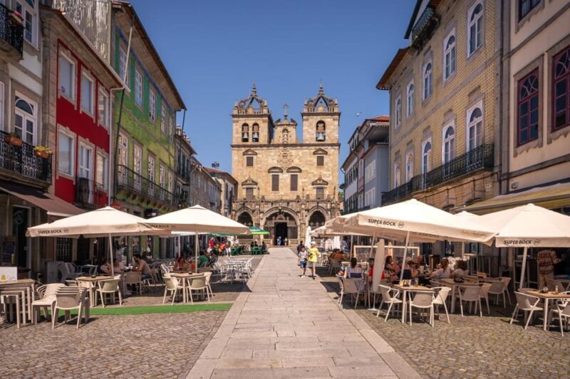 Braga: Flexible Walking Tour in Historic Center - Authenticity and Traveler Experience
